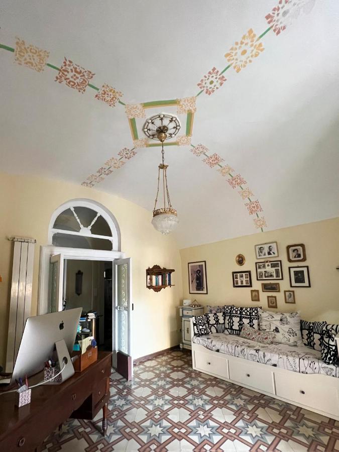 B&B Palazzo Lombardi ลูเชรา ภายนอก รูปภาพ